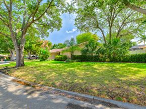 215 NW 86th Terrace, Coral Springs FL 33071