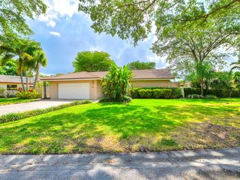 215 NW 86th Terrace