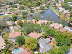 215 NW 86th Terrace, Coral Springs FL 33071
