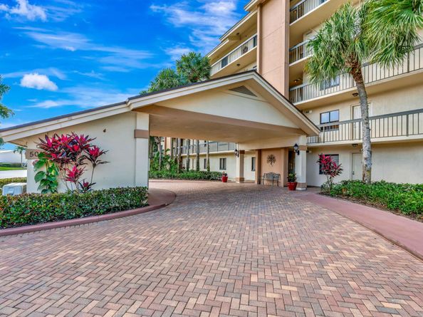501 Seafarer Circle 204, Jupiter FL 33477
