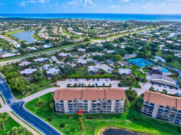 501 Seafarer Circle 204, Jupiter FL 33477