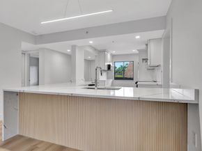 501 Seafarer Circle 204, Jupiter FL 33477
