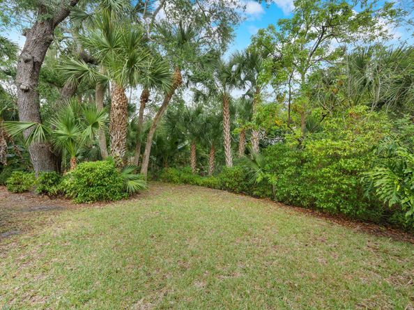 1120 Sand Drift Way D, West Palm Beach FL 33411