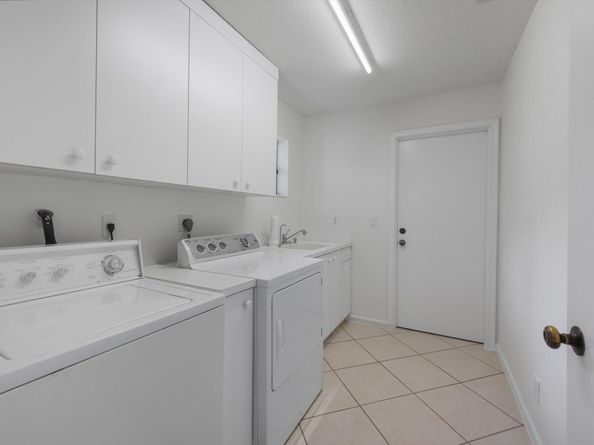 1120 Sand Drift Way D, West Palm Beach FL 33411