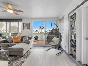 8103 NW 58th Pl, Tamarac FL 33321