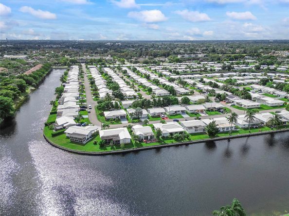 8103 NW 58th Pl, Tamarac FL 33321