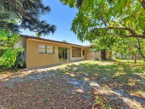 6772 Camelia Dr, Miramar FL 33023