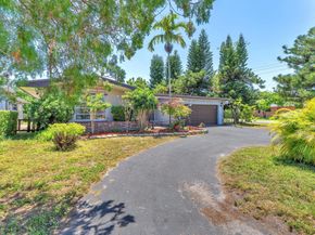 6772 Camelia Dr, Miramar FL 33023