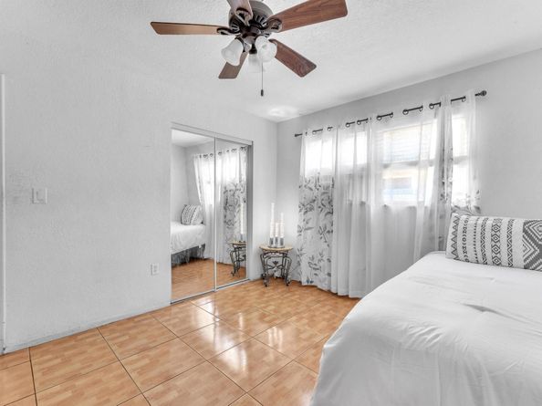 6772 Camelia Dr, Miramar FL 33023