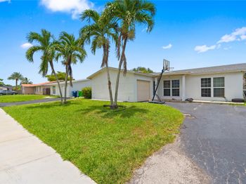 3820 NW 113th Ter