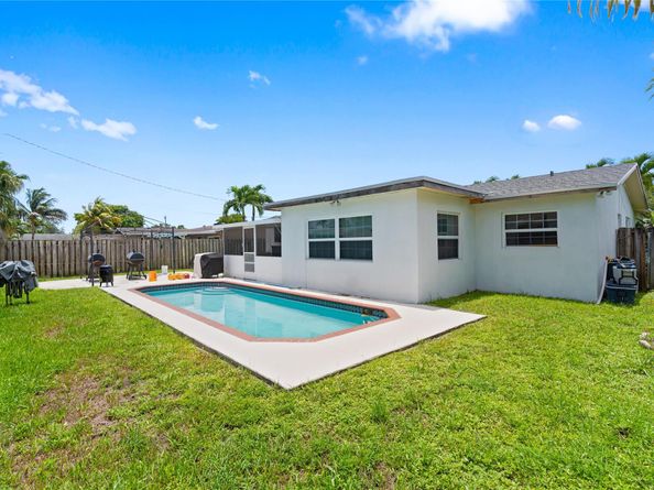 3820 NW 113th Ter, Sunrise FL 33323