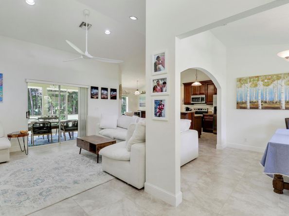 18854 48th Avenue N, Loxahatchee FL 33470