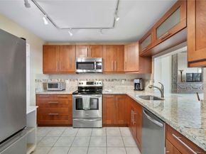 1160 N Federal Hwy 1020, Fort Lauderdale FL 33304