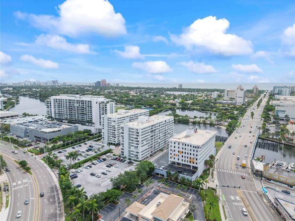1160 N Federal Hwy 1020, Fort Lauderdale FL 33304
