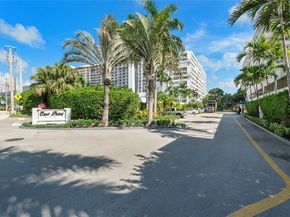 1160 N Federal Hwy 1020, Fort Lauderdale FL 33304