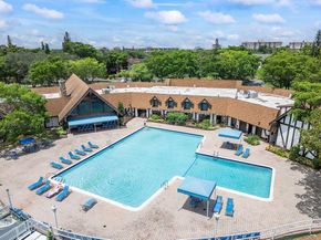 3720 Inverrary Drive 3d, Lauderhill FL 33319