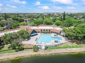 3720 Inverrary Drive 3d, Lauderhill FL 33319