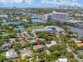 2306 NE 12th Ct, Fort Lauderdale FL 33304