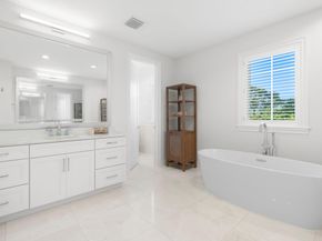 2306 NE 12th Ct, Fort Lauderdale FL 33304