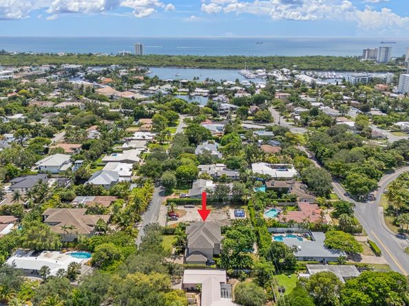 2306 NE 12th Ct, Fort Lauderdale FL 33304