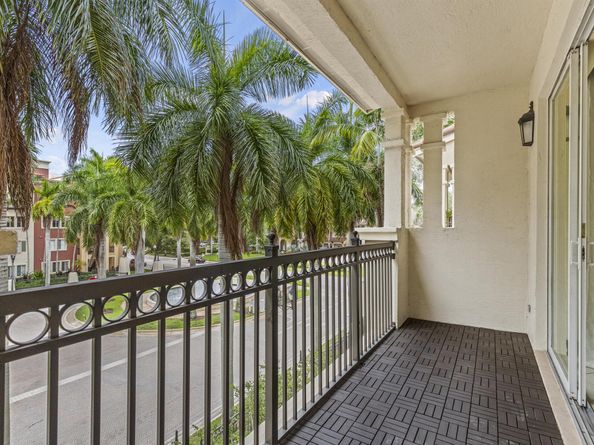 2900 NW 125th Avenue 3305, Sunrise FL 33323