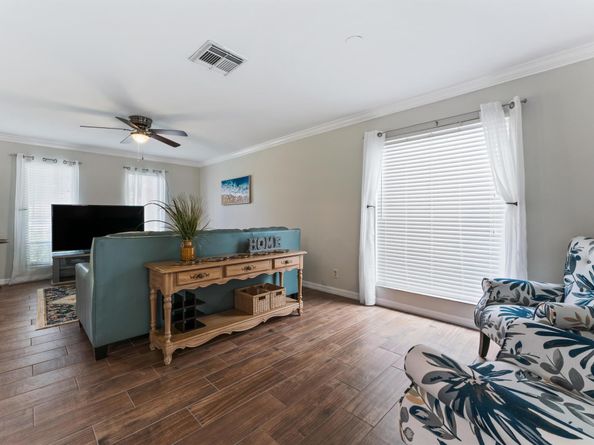 912 Sandtree Drive, Palm Beach Gardens FL 33403