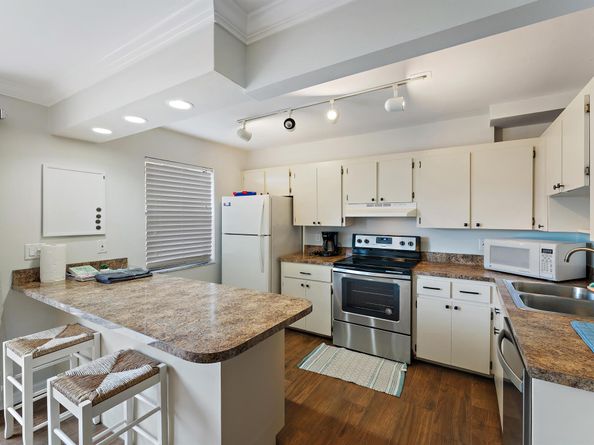 912 Sandtree Drive, Palm Beach Gardens FL 33403