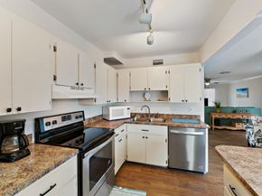 912 Sandtree Drive, Palm Beach Gardens FL 33403