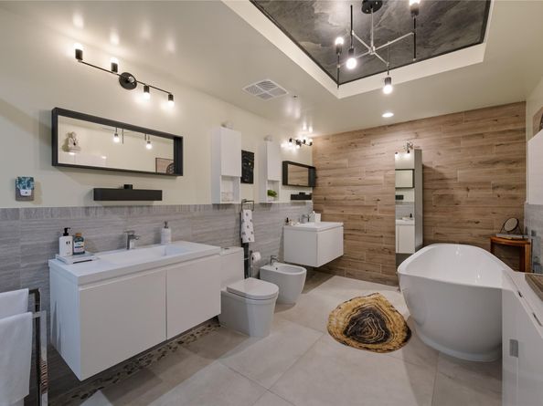 704 N Ocean Blvd 404, Pompano Beach FL 33062