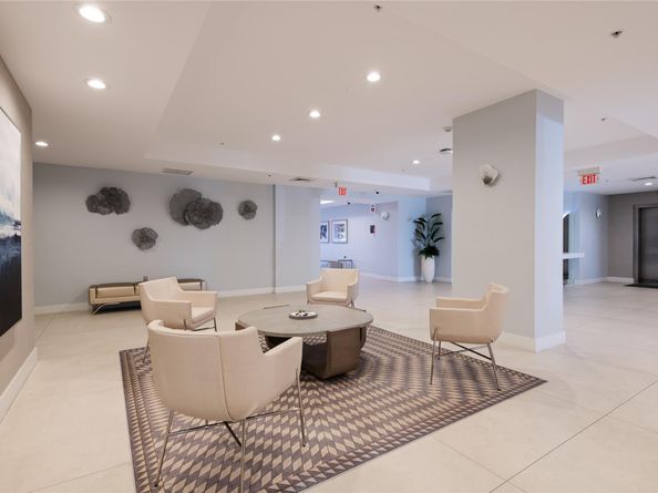 704 N Ocean Blvd 404, Pompano Beach FL 33062