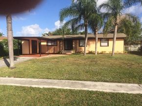 3921 Chickasha Road, Lantana FL 33462