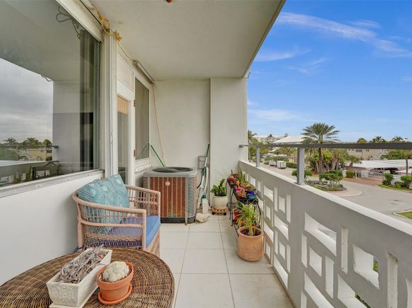 1900 S Ocean Dr 301, Fort Lauderdale FL 33316