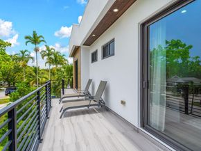 1629 NE 4th Place, Fort Lauderdale FL 33301