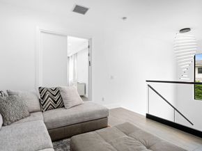 1629 NE 4th Place, Fort Lauderdale FL 33301