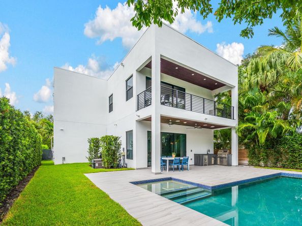 1629 NE 4th Place, Fort Lauderdale FL 33301