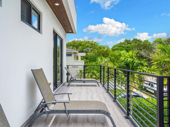 1629 NE 4th Place, Fort Lauderdale FL 33301