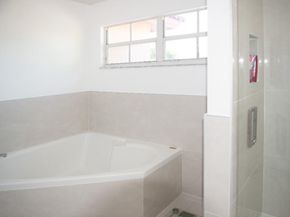 6125 NW 40th Street, Coral Springs FL 33067