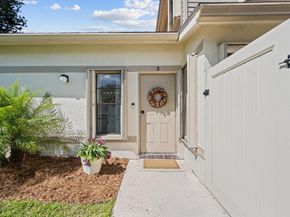 4451 Willow Pond Road B, West Palm Beach FL 33417