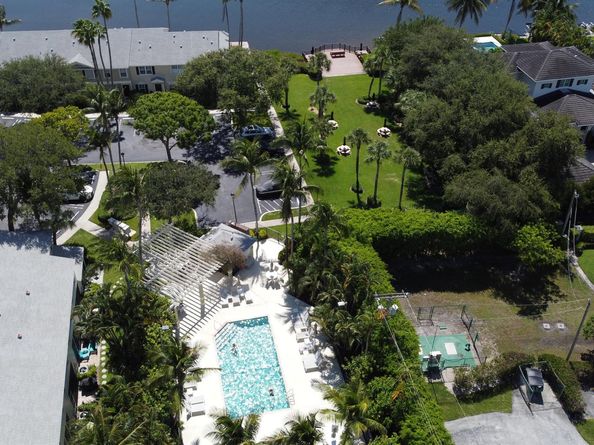 925 Kokomo Key Lane, Delray Beach FL 33483