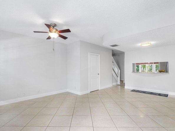 925 Kokomo Key Lane, Delray Beach FL 33483