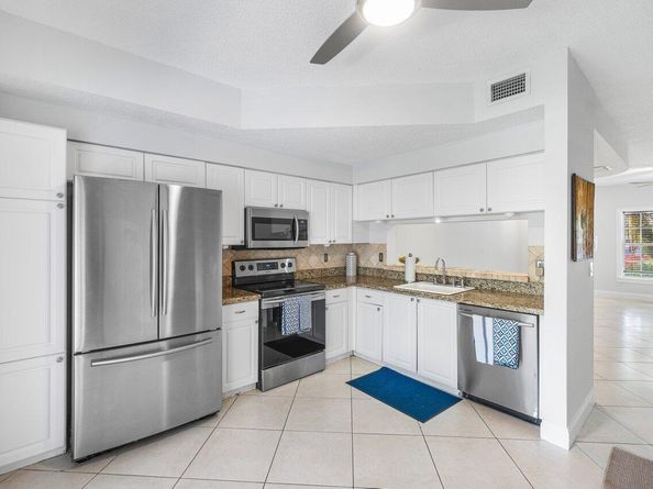925 Kokomo Key Lane, Delray Beach FL 33483