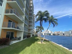 2900 NE 30th St 2F, Fort Lauderdale FL 33306