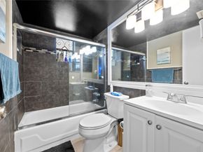 Undisclosed Address #FX-10502424, Plantation FL 33317