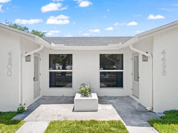 4498 NW 2nd Avenue, Boca Raton FL 33431