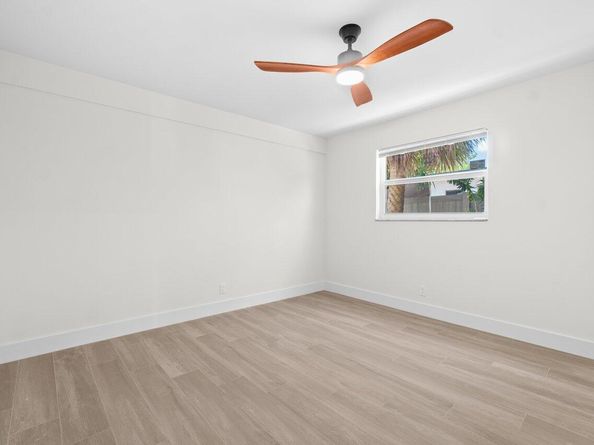 4498 NW 2nd Avenue, Boca Raton FL 33431