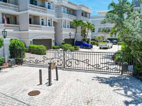 1788 Bay Dr 25, Pompano Beach FL 33062