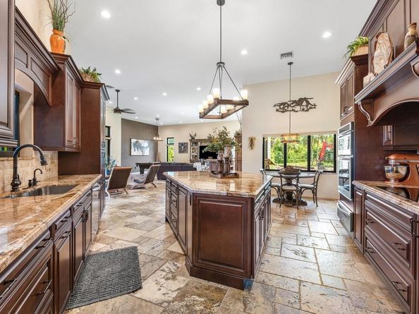 5840 NW 66th Ave, Parkland FL 33067