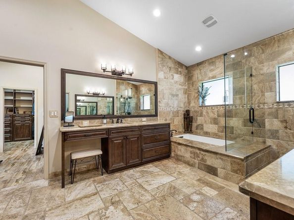 5840 NW 66th Ave, Parkland FL 33067