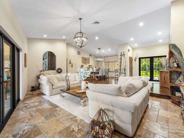 5840 NW 66th Ave, Parkland FL 33067