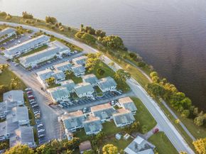1950 Lake Osborne Drive 12, Lake Worth Beach FL 33461